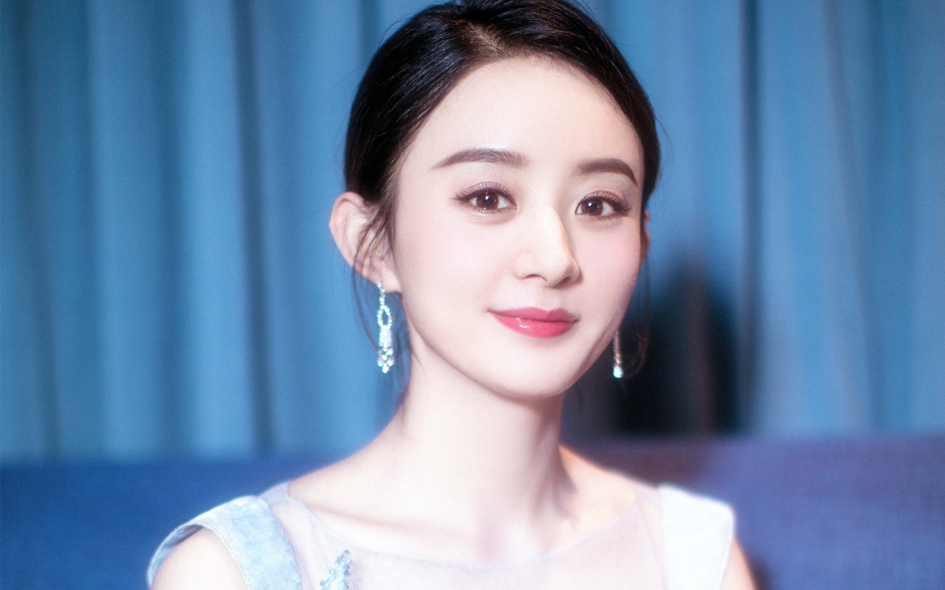 爱游戏体育官方在线-“中超联赛即将开启，豪门迎来新一轮战略布局”，中超豪门球队